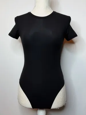 NWT Skims Fits Everybody T-Shirt Bodysuit thumbnail 1