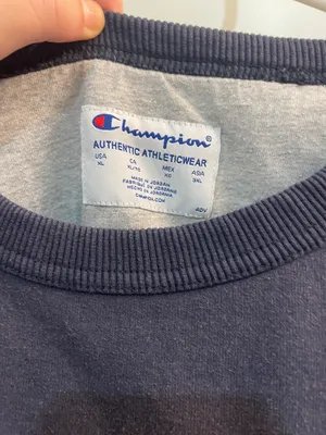 Champion Crewneck thumbnail 4