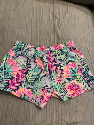 Lilly Pulitzer Shorts thumbnail 2