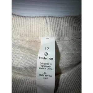 Lululemon Sweater Womens 10 Beige‎ Sit In Lotus Merino Wool Thumbholes Pullover thumbnail 3