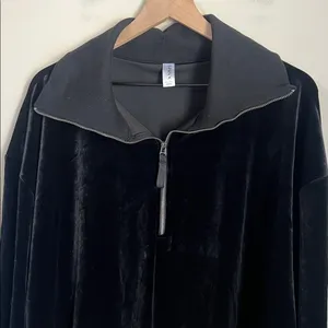 NWOT Spanx‎ Half Zip Pullover Sweatshirt Black Velvet Preppy Travel Womens 2X thumbnail 3