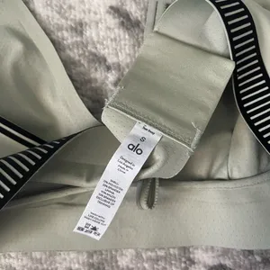 Alo Airlift Line Up Bra thumbnail 4