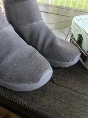 Skechers air cooled on the go goga faux fur lined booties size 6.5 M ladies thumbnail 4