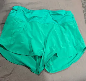 Lululemon 2.5” Speed Up Shorts thumbnail 1