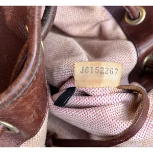 Vintage Dooney & Bourke Dark Brown Leather Drawstring Shoulder Bag Purse RARE thumbnail 14