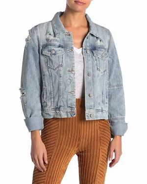 ✨FREE PEOPLE RUMORS LIGHT WASH DENIM SZ MEDIUM JACKET✨ thumbnail 1