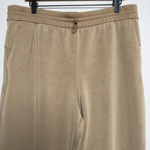 Lululemon Women Pants 14 Tan Softstreme Relaxed High Rise Drawcord Trousers thumbnail 2