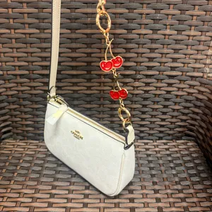 coach Nolita 19 In Signature Canvas cw426 thumbnail 3