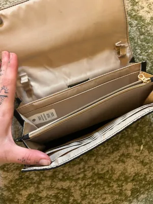 Lululemon Wallet thumbnail 2