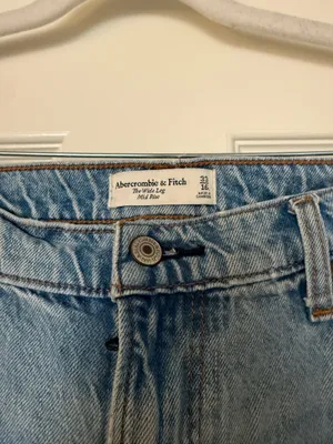 Abercrombie Mid-Rise Jeans thumbnail 3