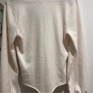 Abercrombie and Fitch V Neck Knit Bodysuit thumbnail 10
