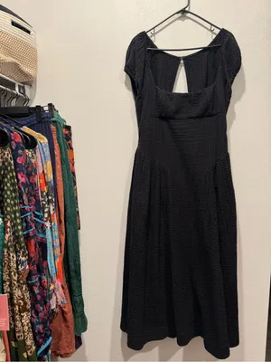 Free People Ciara Pucker Midi Dress Black M NWOT Pockets thumbnail 3
