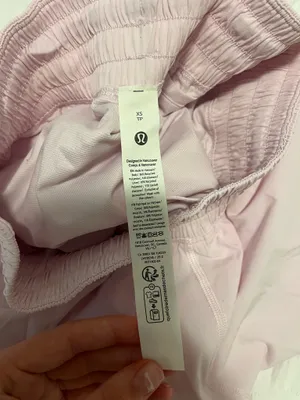 Lululemon Shorts 3" thumbnail 4