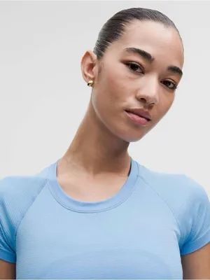 Lululemon Swiftly Tech Short-Sleeve Shirt 2.0 Hip Length Size 4 Aero Blue Yoga thumbnail 4