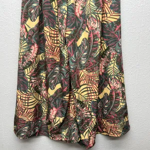 Pull On Wide Leg Cropped Floral Pants Womens Small Beachy Boho Tropical thumbnail 9
