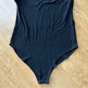 Mangopop One Shoulder Black Stretch Bodysuit, Size Medium thumbnail 3