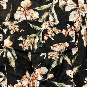 Lauren Ralph Lauren Courtenay black with pink floral design top size small thumbnail 5