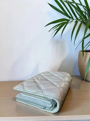 Kate Spade New York Gray Quilted Zip Around Wallet Bifold Organizer thumbnail 4