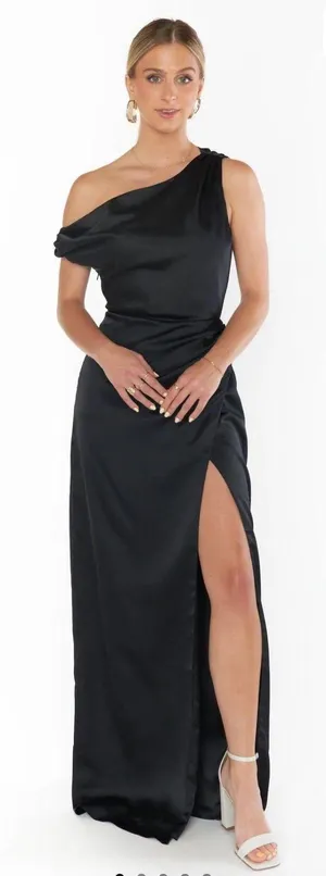 Dress thumbnail 1