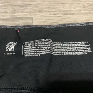 🌿Victoria’s Secret Grey Skinny Leggings; Large thumbnail 6