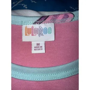 LuLaRoe Randy T-Shirt Medium Pink Blue Popsicle Print Raglan Baseball Tee NWT thumbnail 4