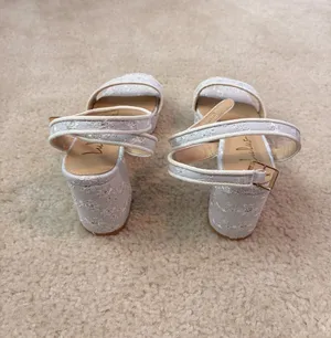 Windsor NWT white platform block heels thumbnail 4