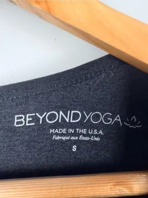 Beyond yoga Heather grey black long sleeve back tie top size small thumbnail 2