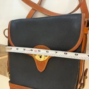Dooney &‎ Bourke All Weather Leather Crossbody Bag Black Vintage Made USA thumbnail 16