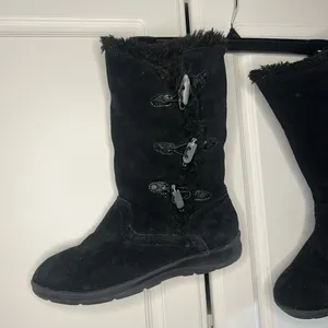 White Mountain Black leather Suede Faux Fur Lined Mongolian style Winter Boot thumbnail 3