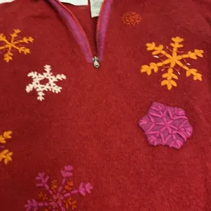 Liz Claiborne Collection‎ Red with Embroidered Snowflakes Wool thumbnail 4