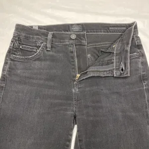 Citizens of Humanity Rocket Crop Women's Sz 25 Black Distressed Skinny Jeans EUC thumbnail 9