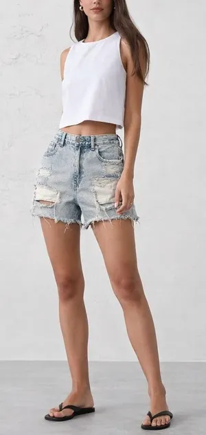 American Eagle Baggy Mom Short Distressed Denim Shorts thumbnail 1