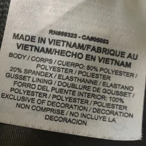 Nike pro women’s shorts. Large thumbnail 5