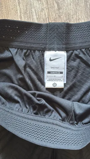 Men’s Nike slim fit shorts thumbnail 4