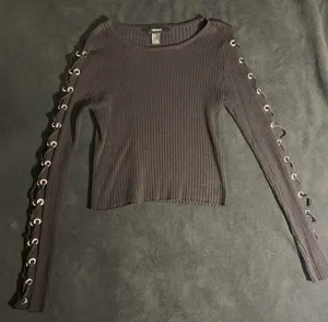 Forever 21 Lace-Up Long Sleeve Top thumbnail 2