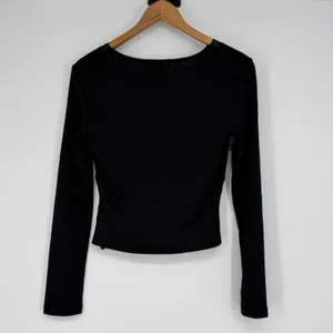 Lulus Black Ribbed Lace Trim‎ V-Neck Long Sleeve Cropped Top Size S NWT thumbnail 3