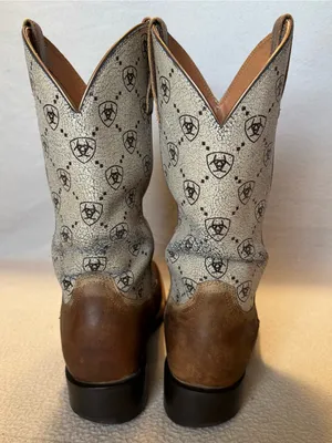 Ariat Women’s 7.5C Two-Tone Western Cowboy Boots with Ariat Logo, Square Toe thumbnail 6