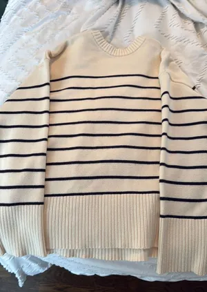 Zara Sweater thumbnail 1