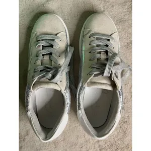 Party Women's Silver Star Low Top Sneakers Size 8 Casual Athletic Shoes thumbnail 8