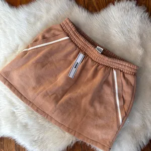 PINK Victoria's Secret Tan & White Elastic Waist Skort thumbnail 2