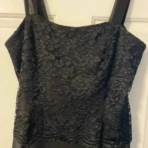 Black wedding dress with lace bodice and chiffon‎ skirt and straps Size XL thumbnail 5
