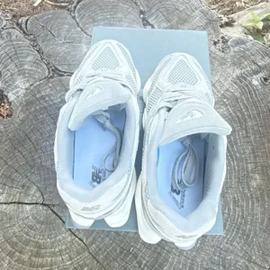 new balance 9060 women sneakers shoes size 4.5 thumbnail 7