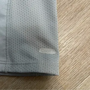 Alo Yoga - Cool Fit Tee thumbnail 3