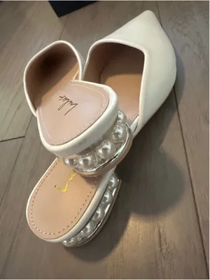 Lulus Women's White Perlia Pearl Pointed Toe Mules Size 7.5 thumbnail 10