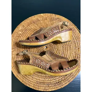 Ariat Brown Leather Laser Cut Floral Wedge Sandals Slingback Clogs Womens 9B thumbnail 5