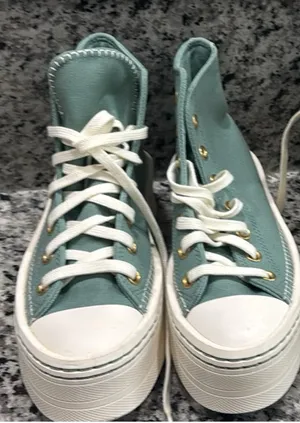 Converse Chuck Taylor All Star Modern Lift Platform Crafted Stitching Shoes thumbnail 1