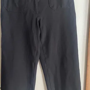 Quince Ultra-Stretch Ponte Cropped Wide Leg Pants thumbnail 8