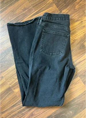 Abercrombie Low-Rise Baggy Jeans thumbnail 2
