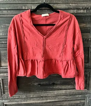 New In boutique red vneck top size small thumbnail 1