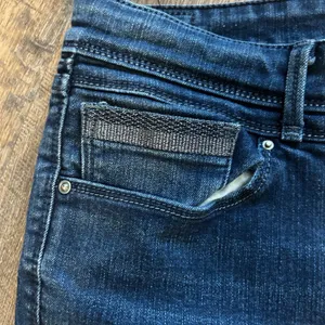Levis Demi Curve Classic Rise Skinny Jeans Dark Wash‎ Blue Metallic Detail 16/33 thumbnail 3